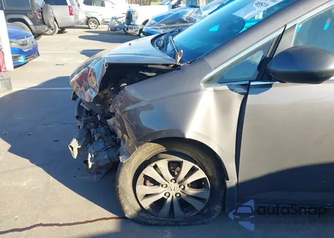 2016 Honda Odyssey Ex z USA, uszkodzony, nr VIN 5FNRL5H46GB151634